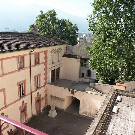 Schlosshotel 2* Λοκάρνο