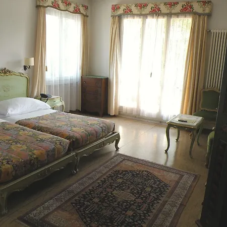Ξενοδοχείο Schlosshotel 2*