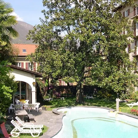 Schlosshotel Ξενοδοχείο 2*